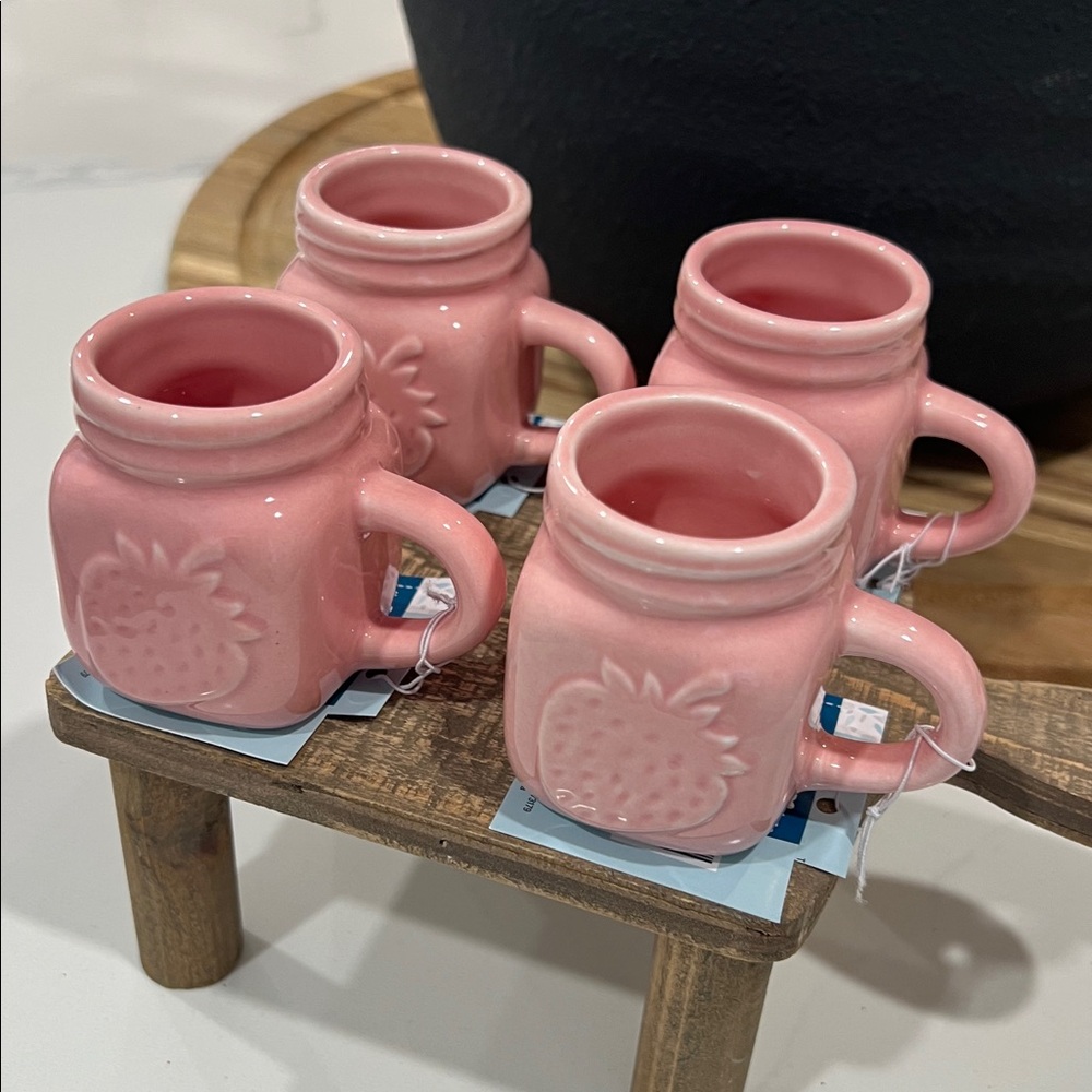 🍓Cute. Mini Mug Set..